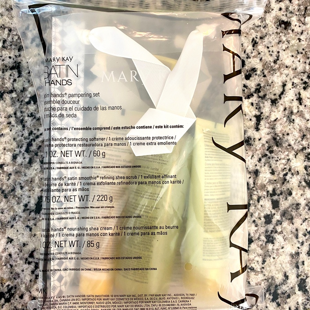 MRy Kay satin hands set
